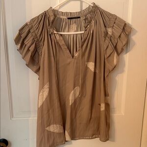 T Tahari Women's grey Ruffle Sleeve Top